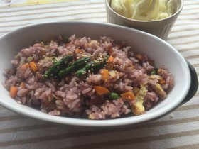 雑穀米アスパラチャーハン