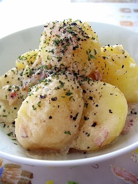 新じゃがとベーコンの豆乳煮☆