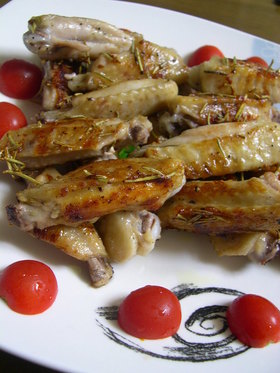 シンプル♪鶏手羽の蒸し焼き