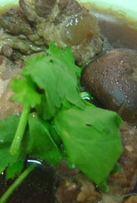 圧力鍋で漢方スープ：肉骨茶（バクテ）