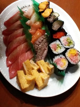 握り寿司(限界まで飯を小さく握る)