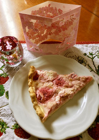 桜色♪苺のクリームチーズパイ