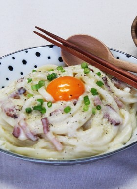 トリュフが香る カルボナーラうどん