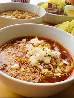 市販のラーメンで自宅でつけ麺♪ピリ辛編