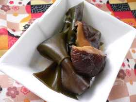 昆布としいたけの煮物