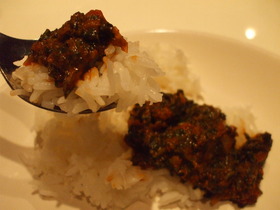 ベジタリアンでも大丈夫?ホウレン草カレー