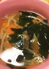 わかめともやしの中華スープ