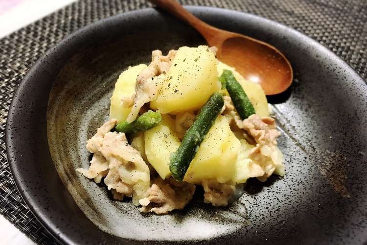 新じゃがほっこり 塩肉じゃが レシピ 作り方 By ふくりくちゃん クックパッド