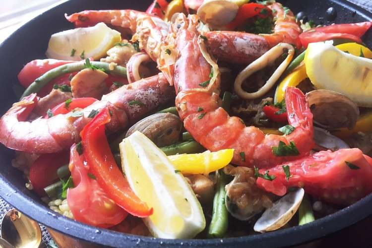 魚介の味がしみ込んだ 絶品パエリア レシピ 作り方 By うつひろ クックパッド 簡単おいしいみんなのレシピが351万品