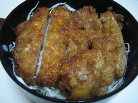 おうちで簡単♪ソースカツ丼