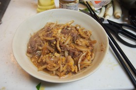 豚丼 featuring すき焼きのたれ