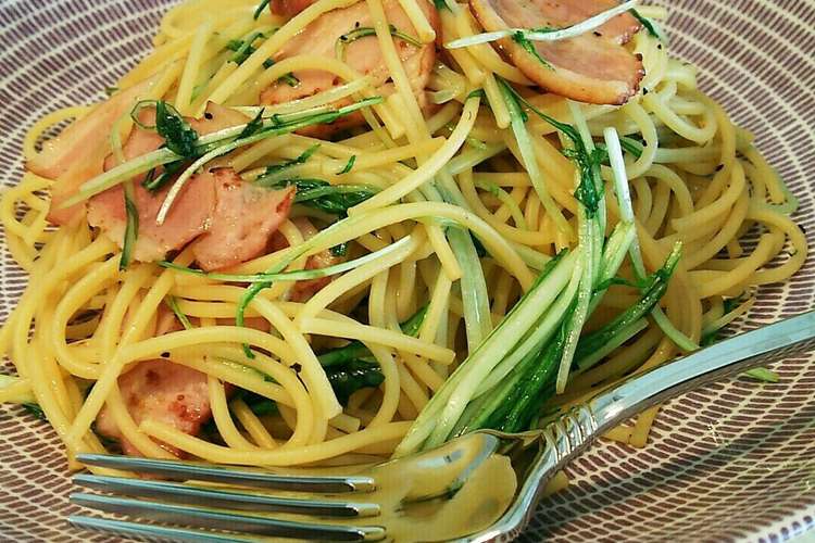 ランチにも 水菜とベーコンの和風パスタ レシピ 作り方 By そらまめママん クックパッド