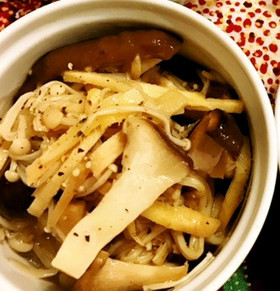 酢生姜で作るきのこのマリネ