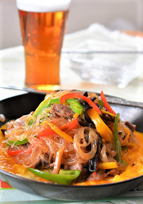 韓の食菜*チャプチェ・ゆる卵焼きにのせての画像