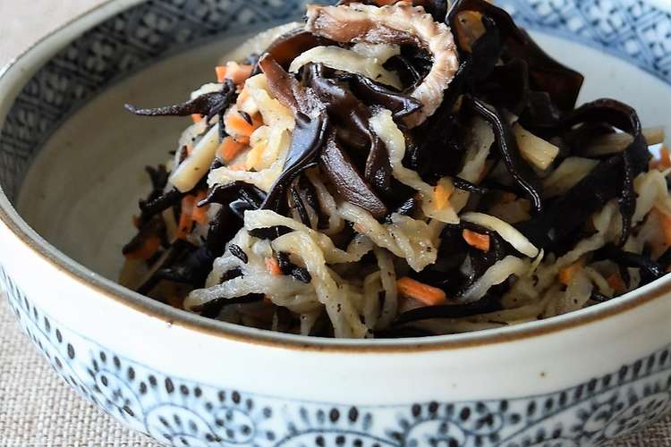 いろんな乾物をまとめて煮物に 精進料理 レシピ 作り方 By 今日の献立 山城屋 クックパッド 簡単おいしいみんなのレシピが352万品