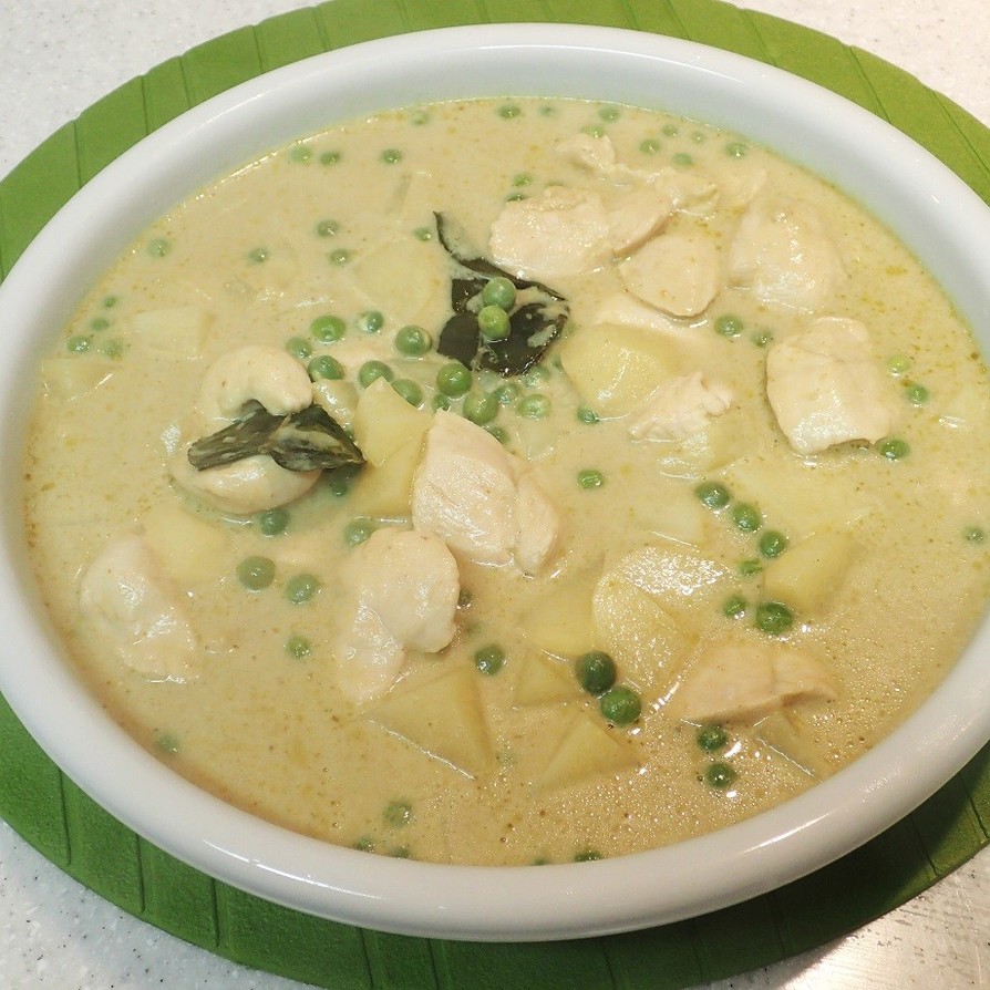 タイ風グリーンカレーチキンのレシピ