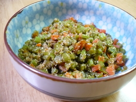 ご飯がすすむ☆春菊の茎とにんじんの常備菜