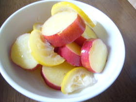 季節到来~簡単さつまいものレモン煮