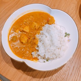 スパイスたっぷり本格カレー