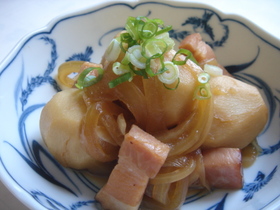 里いもベーコンの煮っころがし