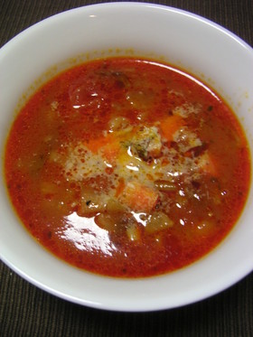 レストランのミネストローネ