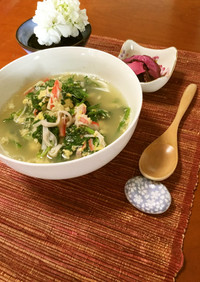 菊菜とカニカマの卵とじスープ