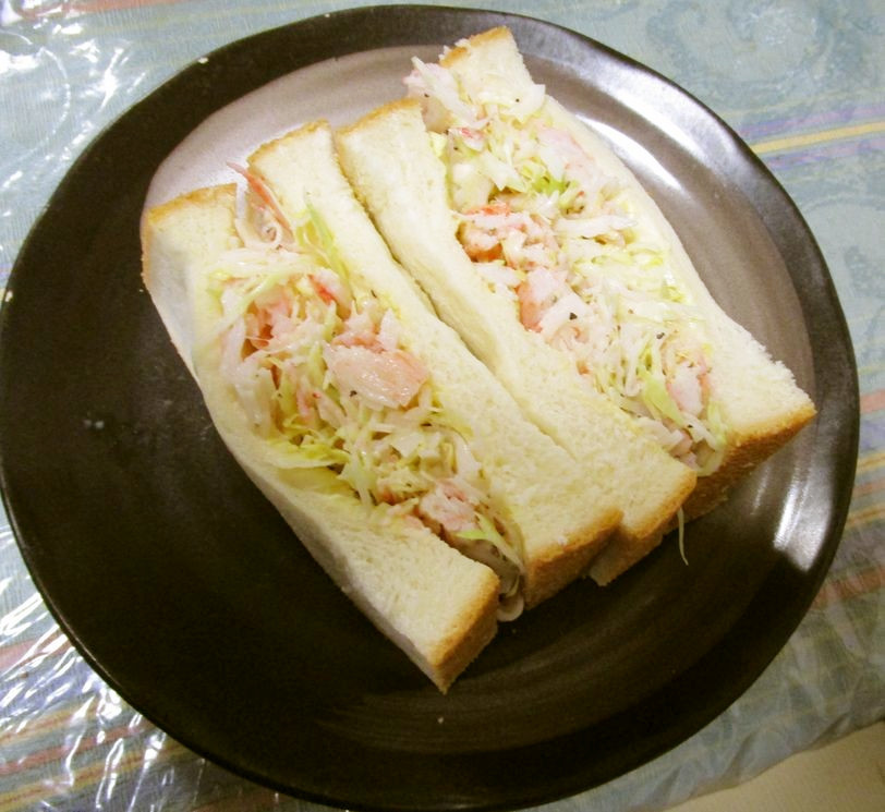 カニかまのサンドイッチの画像