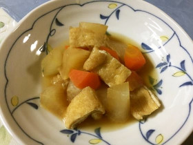 【ホシサン極みだし】大根と人参の煮物♪