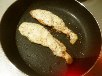 調味料使い切り♥鮭のマヨマスタード焼きの写真