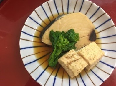 生節と焼き豆腐の煮物の写真