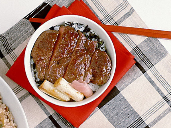 照り焼きステーキどんぶり