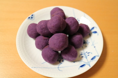 ☆お弁当に！簡単ビーガン紫芋ボール☆の写真
