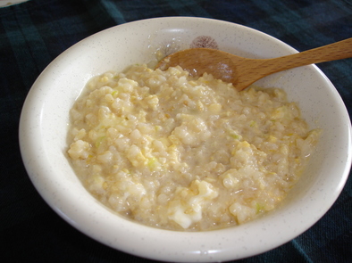 豆乳で中華風玄米たまご雑炊の写真