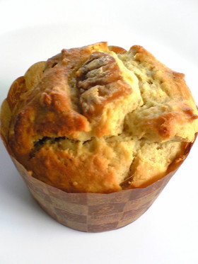ホットケーキミックスと栗でつくるマフィン