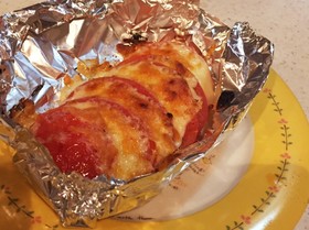 少ない材料でパパッとトマトチーズ焼き☆