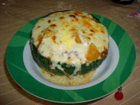 かぼちゃ丸ごとミートグラタン 秋です!