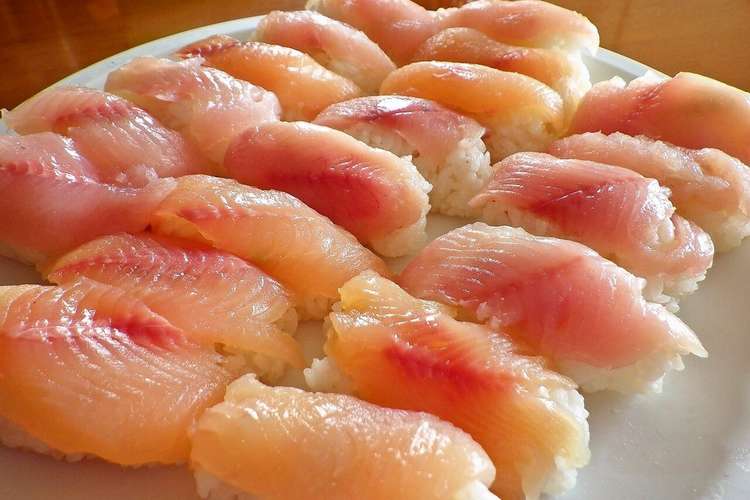 新鮮ニジマスのジャンボ握り寿司 レシピ 作り方 By 広東麵 クックパッド