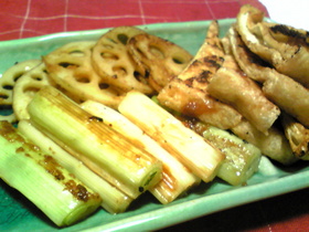 焼くだけ♪ネギ&レンコン&油揚げの味噌焼