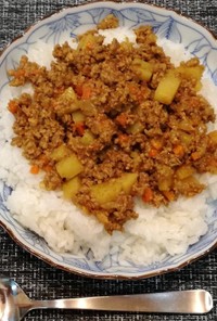 フライパンひとつでがっつりドライカレー