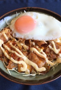 豚キムチ丼（すき焼き丼のたれ）