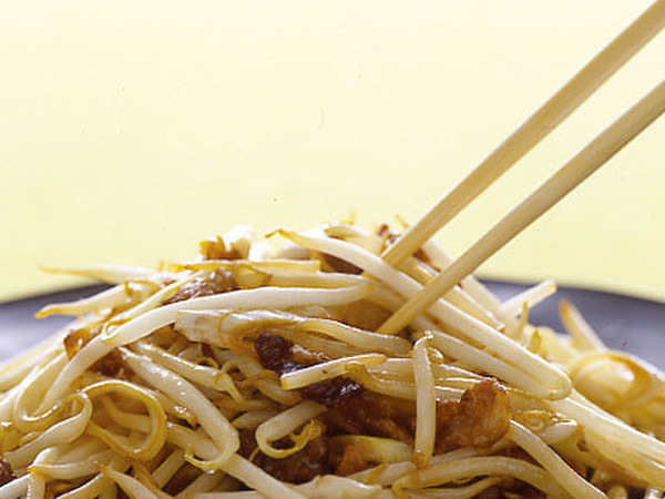 もやしと豚肉のオイスターソース炒め