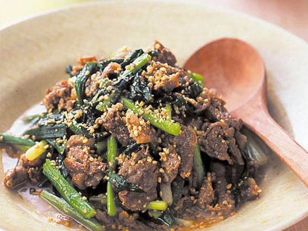 牛肉のごま風味煮