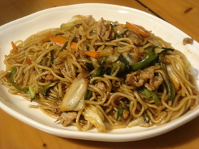オイスターソース☆DEニラ豚焼きそば♪