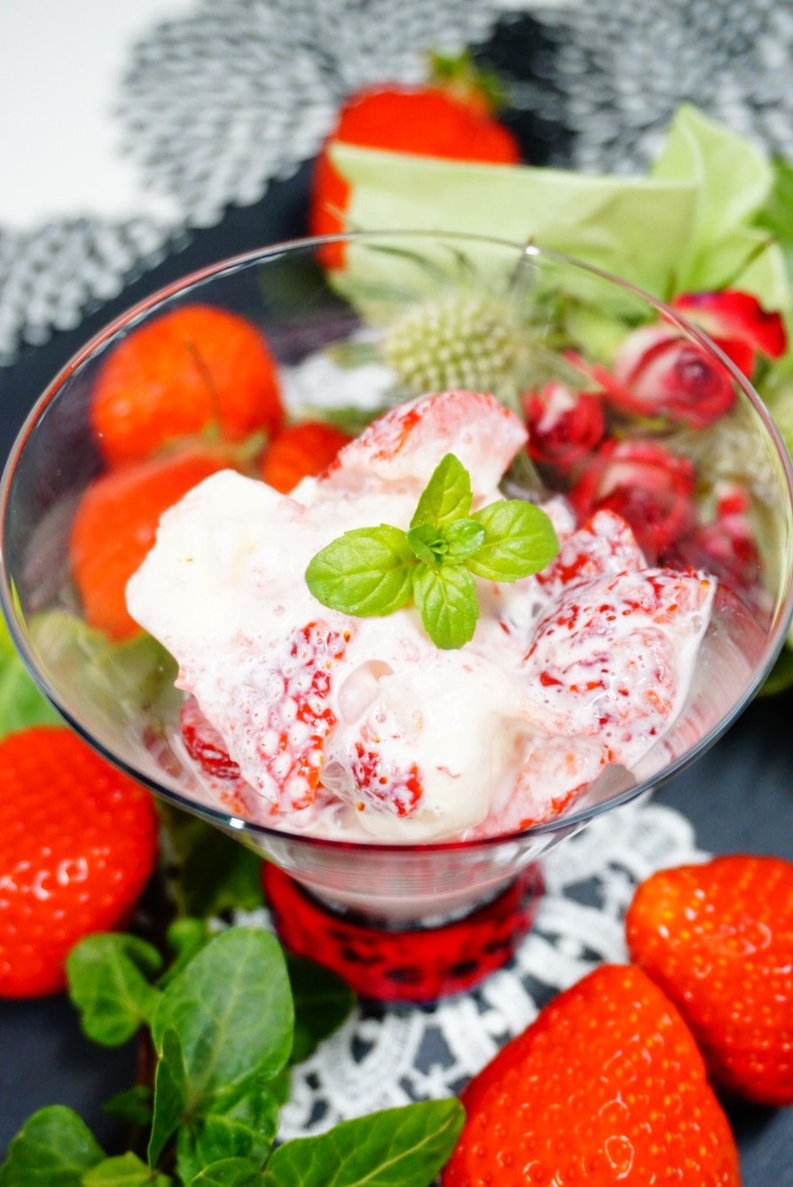 【苺とバニラアイス】美味しい食べ方の画像