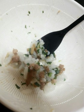 離乳食後期 なめこそぼろ丼