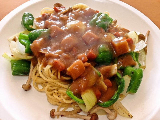 レトルトにひと手間 簡単カレーパスタ レシピ 作り方 By 広東麵 クックパッド 簡単おいしいみんなのレシピが350万品