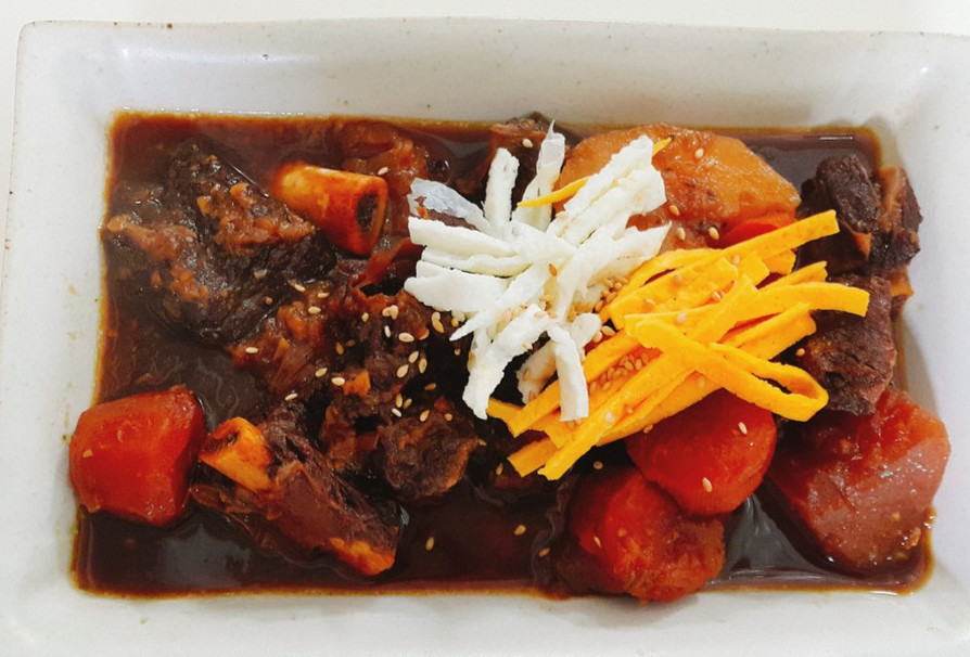 万能韓国肉料理-タレ-ボイルカルビの画像