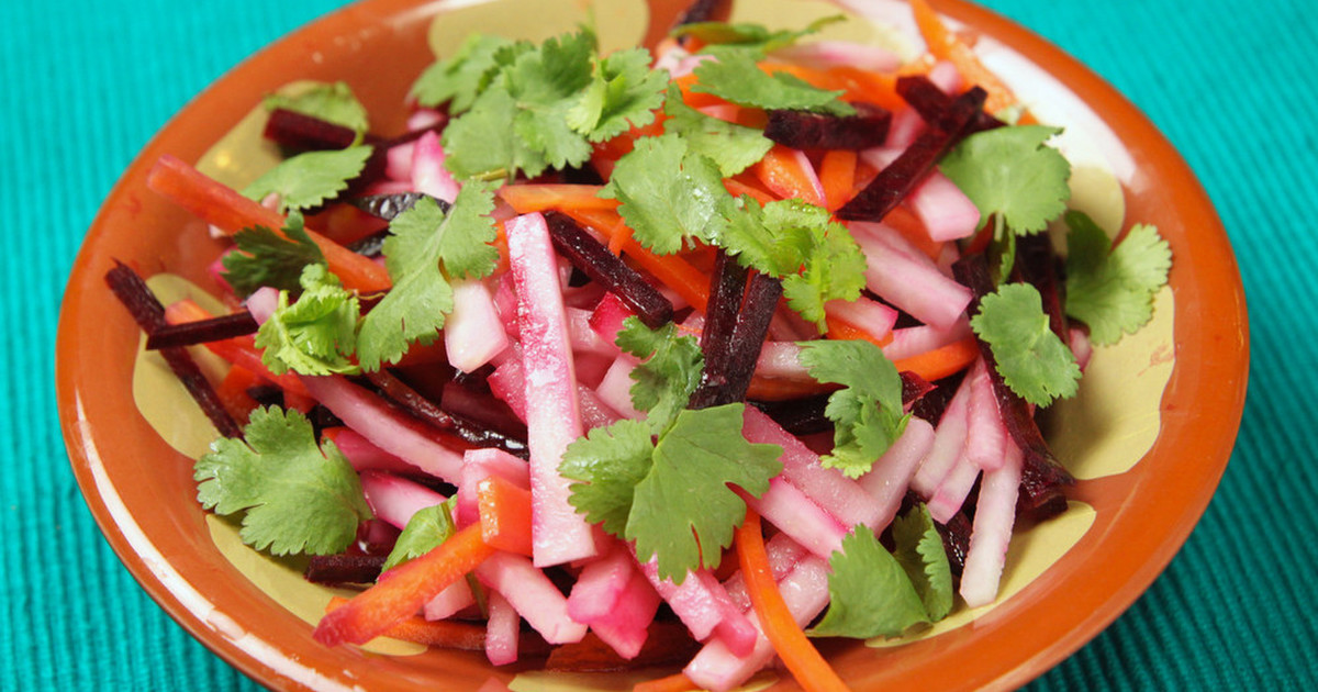 ビーツとニンジンと大根のサラダ By サラーム海上 クックパッドダイニング