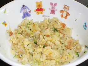 しらすと桜エビの黄色いチャーハン