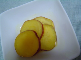 サツマイモのオレンジジュース煮
